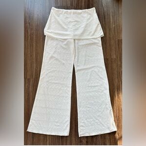 prAna Skirted Perforated Wide Leg Pants in White. Size M
